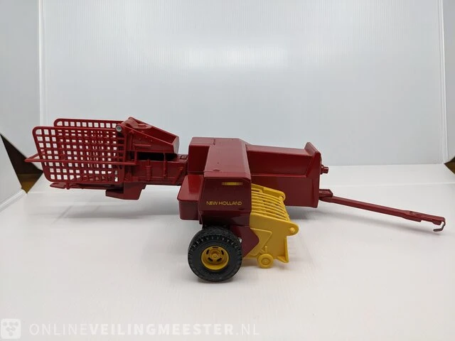 Schaalmodel ertl, new holland balenpers / schaal 1:16 - afbeelding 3 van  7