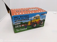 Schaalmodel ertl/britains, case 2470 4 wd series / schaal 1:64, bouwjaar 2007 - afbeelding 6 van  7