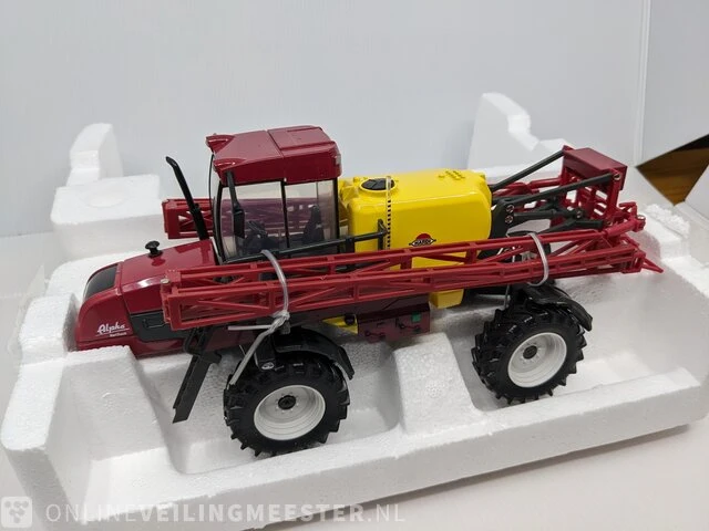 Schaalmodel hardi international, alpha varitrack zelfrijdende veldspuit / schaal 1:32 - afbeelding 3 van  10