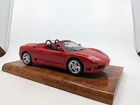 Schaalmodel op kunststof display ferrari, 360 modena cabrio, rood - afbeelding 7 van  10