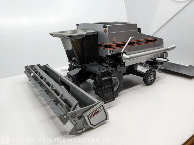 Schaalmodel scale models, cleaner agco r62 / schaal 1: 24, bouwjaar 1994 - afbeelding 10 van  10