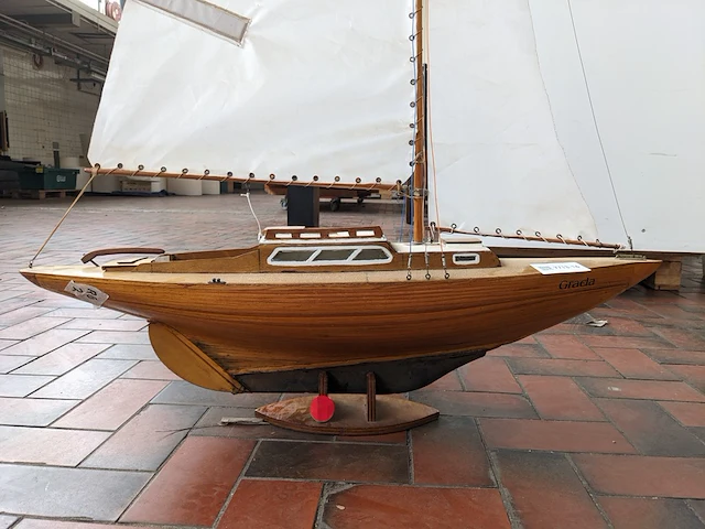 Schaalmodel zeiljacht b24 - afbeelding 2 van  8