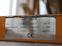 Schaarheftafel hw500l. max hefgewicht 500 kg. bouwjaar 2008. maximale hefhoogte tafel 110 cm. afmeting blad... - afbeelding 3 van  3