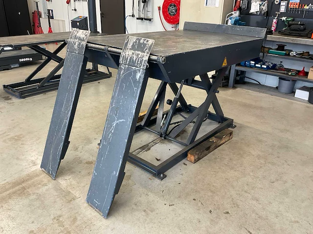 Schaarheftafel (hydraulisch ) - afbeelding 1 van  10
