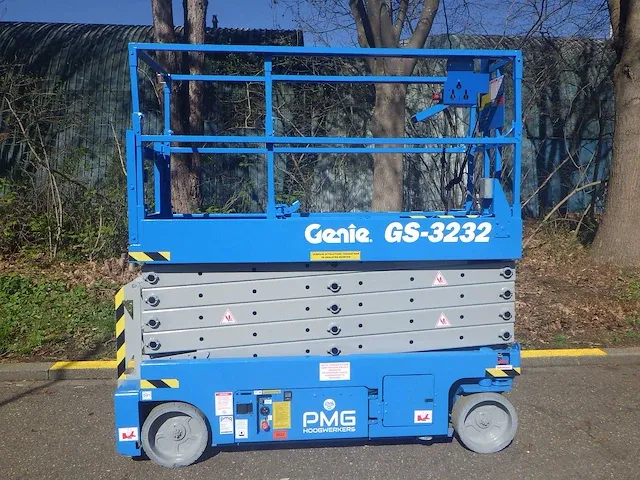 Schaarhoogwerker genie gs-3232 11.75m elektrisch 2010 - afbeelding 1 van  1