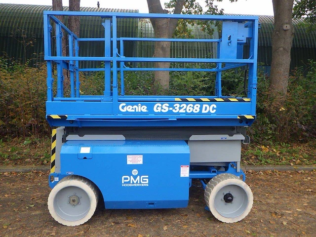 Schaarhoogwerker genie gs-3268dc elektrisch 11.75m 2008 - afbeelding 1 van  1