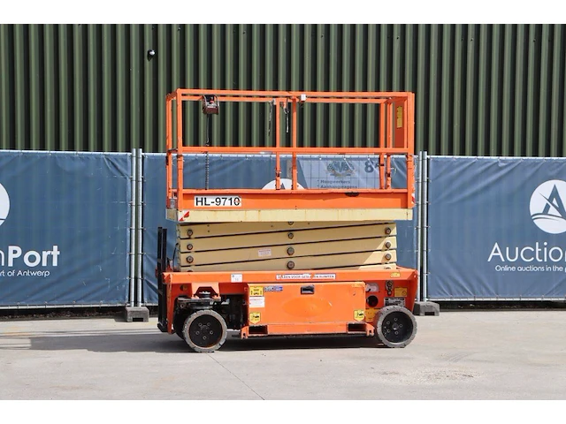 Schaarhoogwerker holland lift ecostar hl-9716 elektrisch 11.7m 2013 - afbeelding 1 van  1