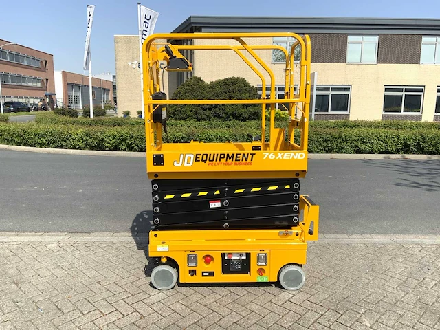 Schaarhoogwerker jd 76xend elektrisch 7.6m 2024 nieuw - afbeelding 1 van  1