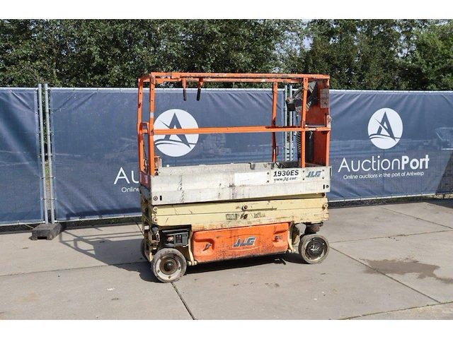 Schaarhoogwerker jlg 1930es elektrisch 230kg 7.72m 2011 - afbeelding 1 van  1