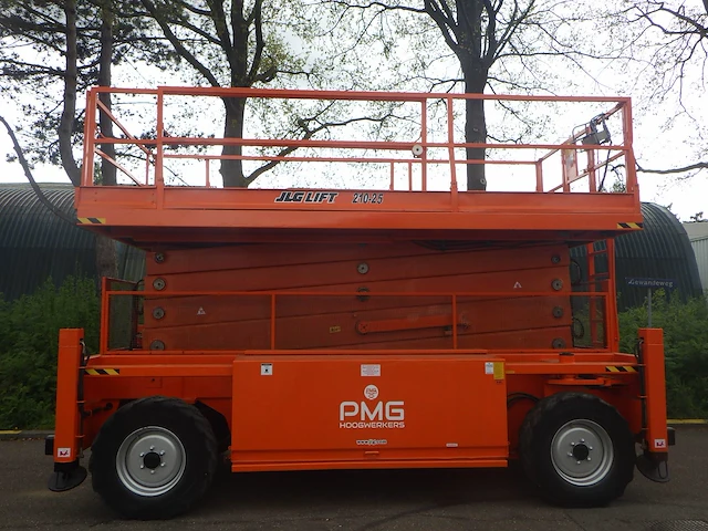 Schaarhoogwerker jlg 210-25 diesel 23m 2012 - afbeelding 1 van  1