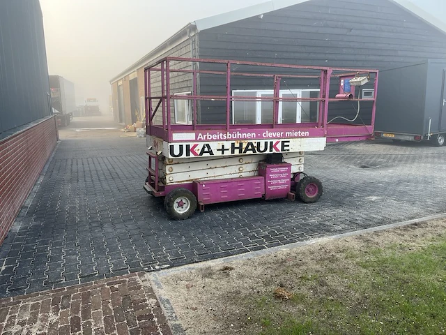 Schaarhoogwerker roze - afbeelding 3 van  18