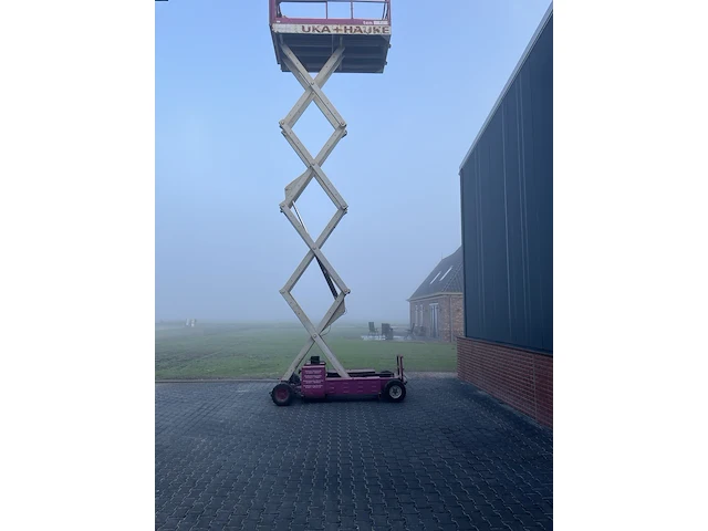 Schaarhoogwerker roze - afbeelding 6 van  18