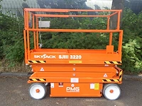Schaarhoogwerker skyjack sj3220 elektrisch 8.09m 2015 - afbeelding 1 van  1