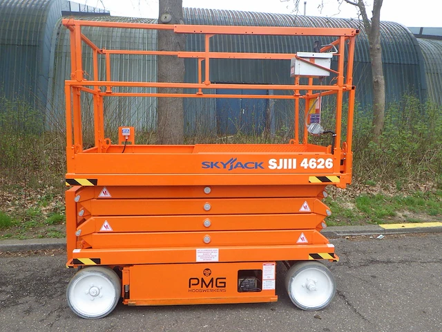 Schaarhoogwerker skyjack sj4626 elektrisch 9.92m 2011 - afbeelding 1 van  1