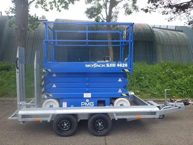 Schaarhoogwerker skyjack sj4626 elektrisch 9.92m 2012 op aanhangwagen vlemmix e 3500kg nieuw - afbeelding 1 van  1