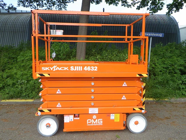Schaarhoogwerker skyjack sj4632 elektrisch 11.75m 2016 - afbeelding 1 van  1