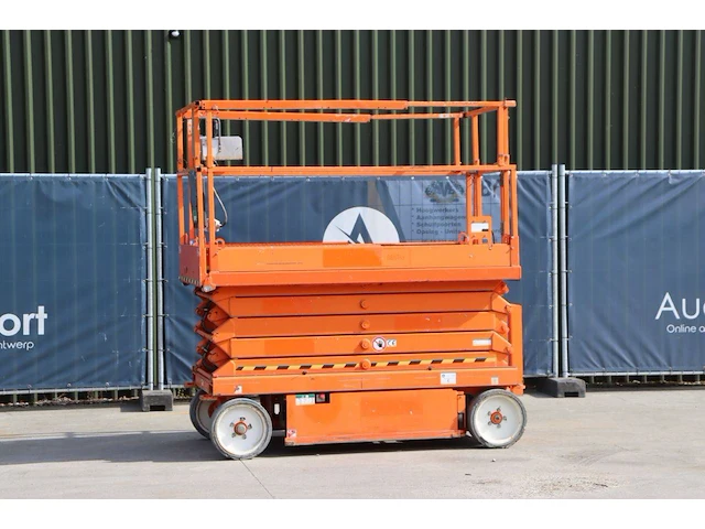Schaarhoogwerker skyjack sjiii-4632 elektrisch 11.7m 2015 - afbeelding 1 van  1