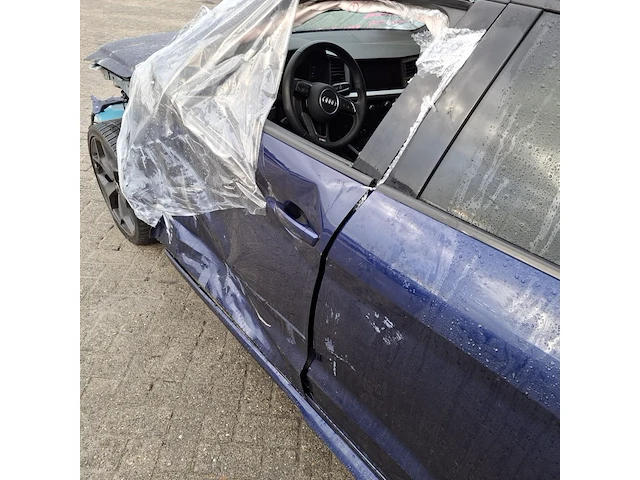 Schade auto, audi, a1 - afbeelding 26 van  37