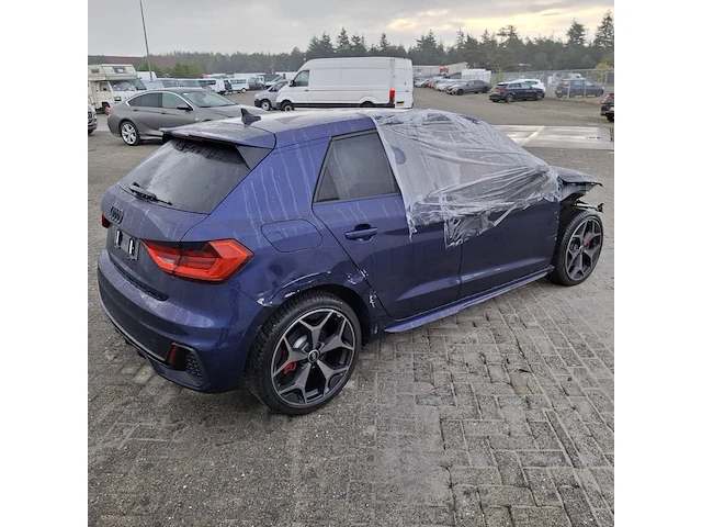 Schade auto, audi, a1 - afbeelding 5 van  37