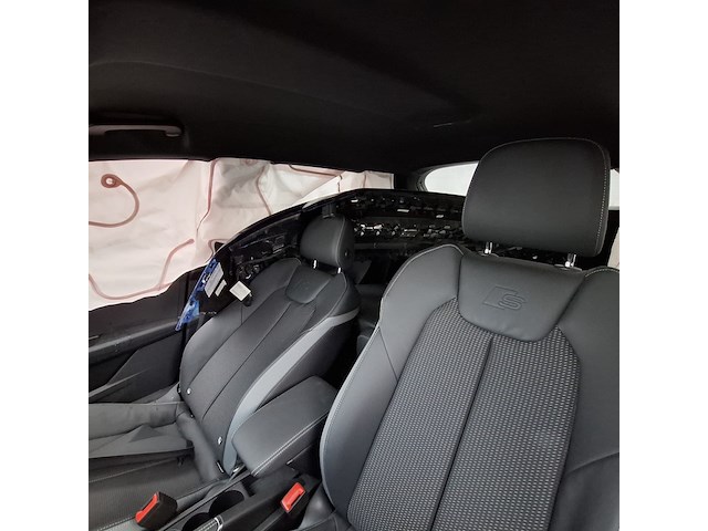 Schade auto, audi, a1 - afbeelding 4 van  37