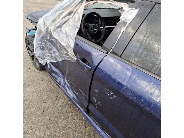 Schade auto, audi, a1 - afbeelding 19 van  37