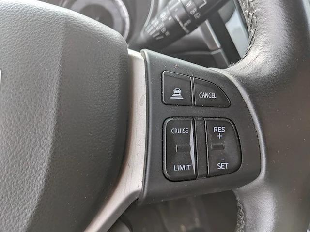 Schade-auto suzuki, vitara hybrid - afbeelding 7 van  45