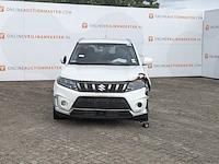 Schade-auto suzuki, vitara hybrid - afbeelding 12 van  45