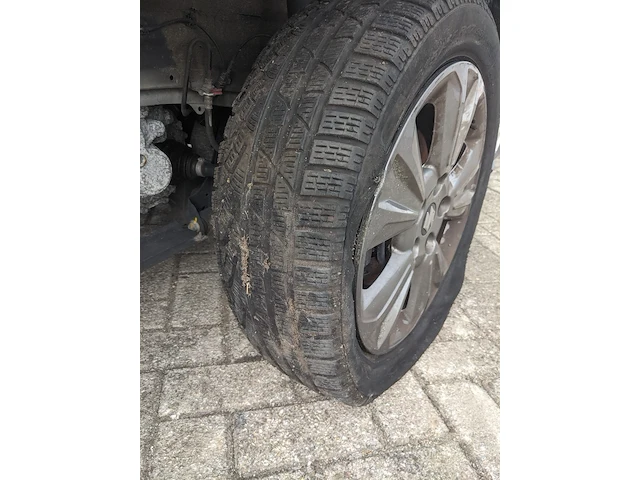 Schade-auto suzuki, vitara hybrid - afbeelding 29 van  45