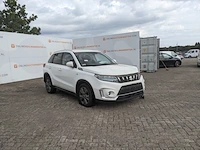 Schade-auto suzuki, vitara hybrid - afbeelding 23 van  45