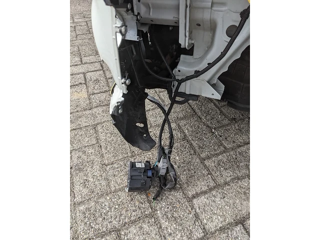 Schade-auto suzuki, vitara hybrid - afbeelding 35 van  45