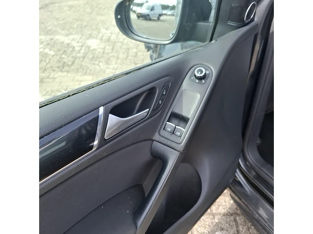 Schade auto, volkswagen, golf 2.0 gtd, bouwjaar 2011 - afbeelding 3 van  51