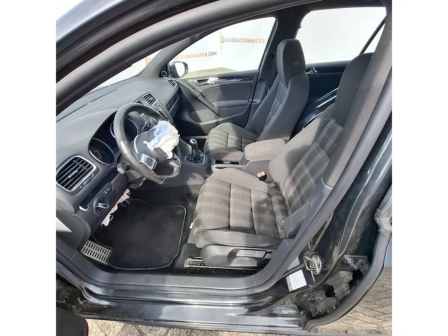 Schade auto, volkswagen, golf 2.0 gtd, bouwjaar 2011 - afbeelding 4 van  51
