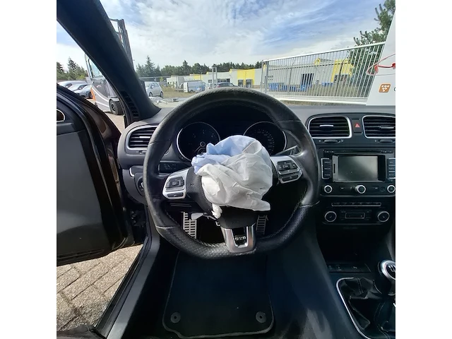 Schade auto, volkswagen, golf 2.0 gtd, bouwjaar 2011 - afbeelding 5 van  51