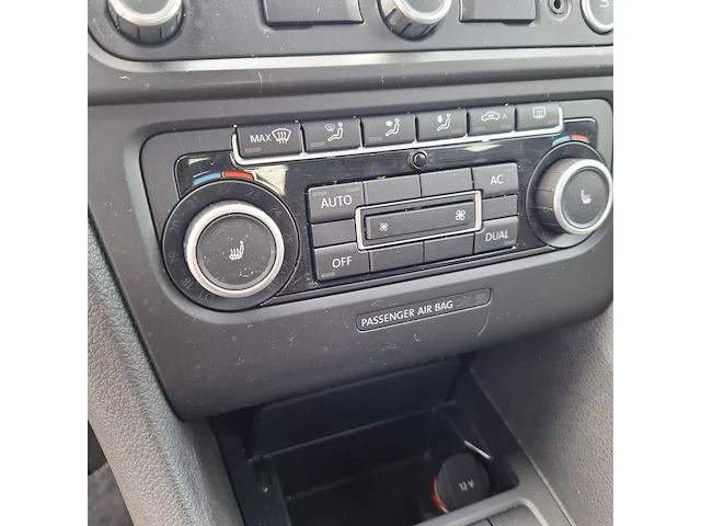 Schade auto, volkswagen, golf 2.0 gtd, bouwjaar 2011 - afbeelding 9 van  51