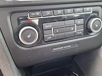 Schade auto, volkswagen, golf 2.0 gtd, bouwjaar 2011 - afbeelding 9 van  51
