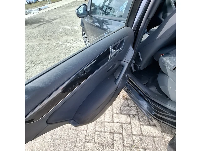 Schade auto, volkswagen, golf 2.0 gtd, bouwjaar 2011 - afbeelding 14 van  51