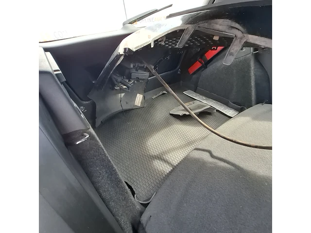 Schade auto, volkswagen, golf 2.0 gtd, bouwjaar 2011 - afbeelding 18 van  51