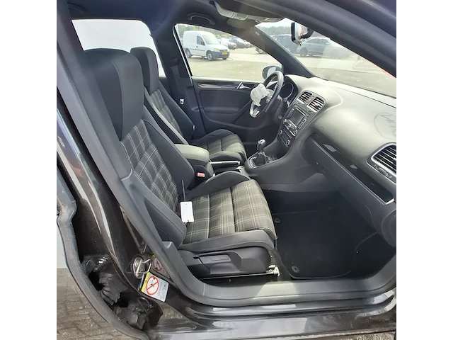 Schade auto, volkswagen, golf 2.0 gtd, bouwjaar 2011 - afbeelding 20 van  51