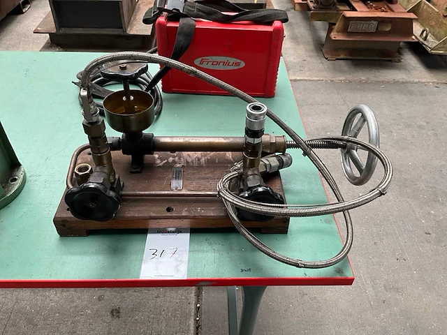Schaeffer&budenberg hydraulische testpomp - afbeelding 1 van  4