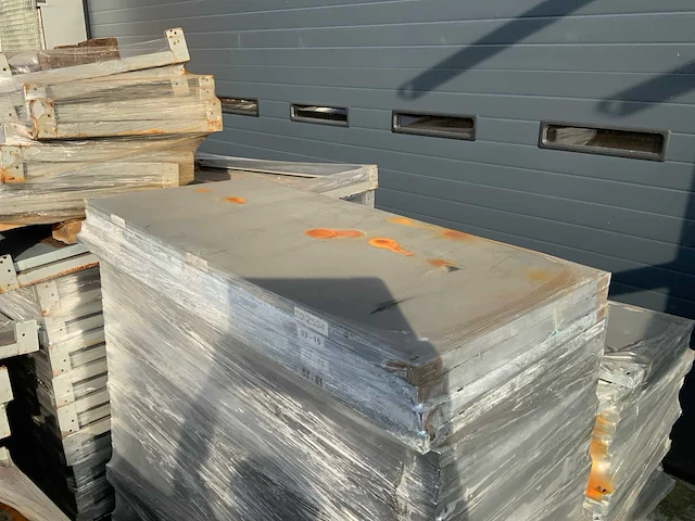 Schafer - grote partij legbordstelling ca. 300x1100 - afbeelding 5 van  16