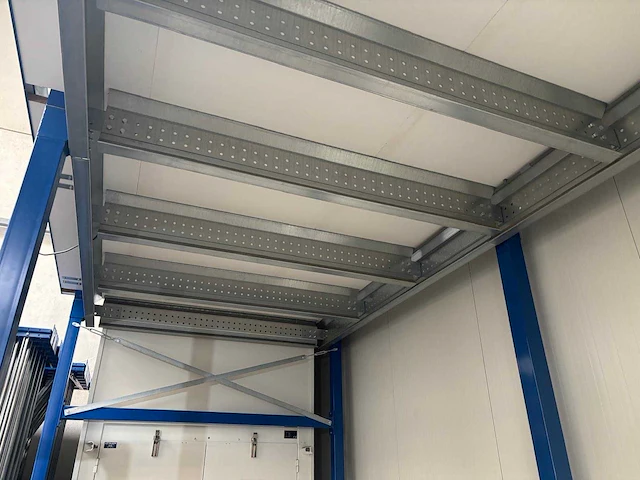 Schafer entresolvloer 2 verdiepingen van 32m2 - afbeelding 1 van  15