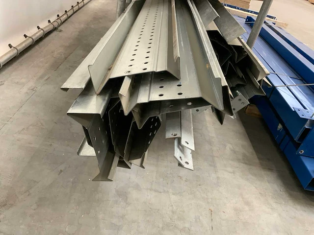 Schafer entresolvloer 2 verdiepingen van 32m2 - afbeelding 13 van  15