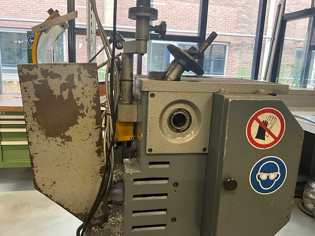 Schaublin 125 universele draaibank - afbeelding 14 van  28