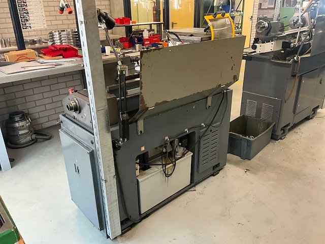 Schaublin 125 universele draaibank - afbeelding 23 van  28