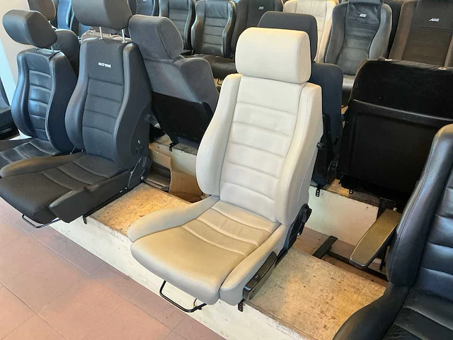 Scheel autostoelen (16x) - afbeelding 13 van  33