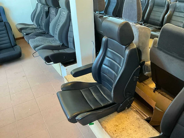 Scheel autostoelen (16x) - afbeelding 18 van  33