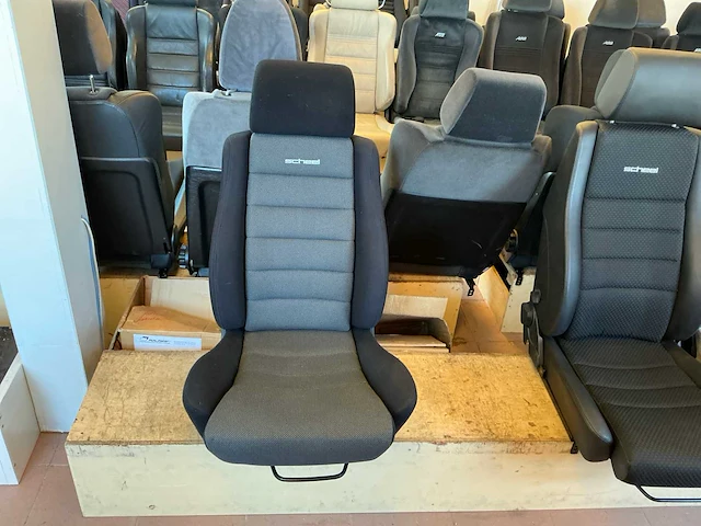 Scheel autostoelen (16x) - afbeelding 20 van  33