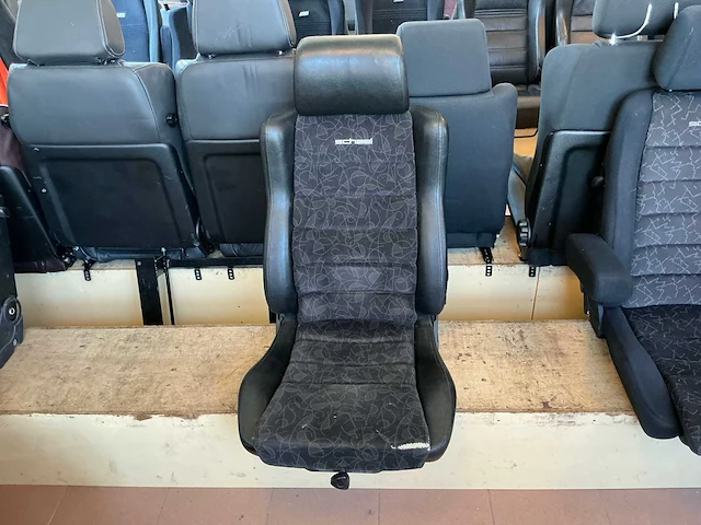Scheel autostoelen (16x) - afbeelding 26 van  33