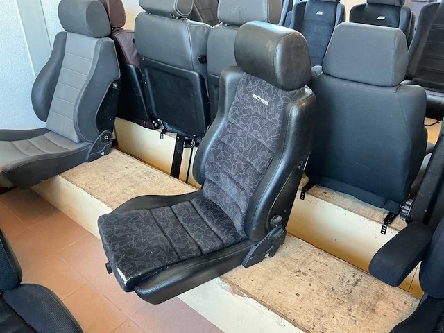 Scheel autostoelen (16x) - afbeelding 27 van  33
