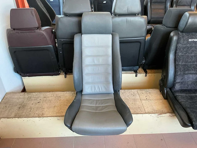 Scheel autostoelen (16x) - afbeelding 28 van  33